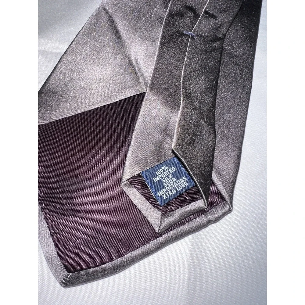 ZYLOS Tie Solid Gray 100% Silk Pre Owned No Stains